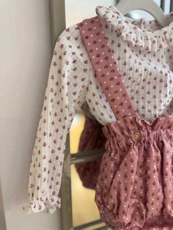 RANITA PINO ROSA + CAMISA - Imagen 2