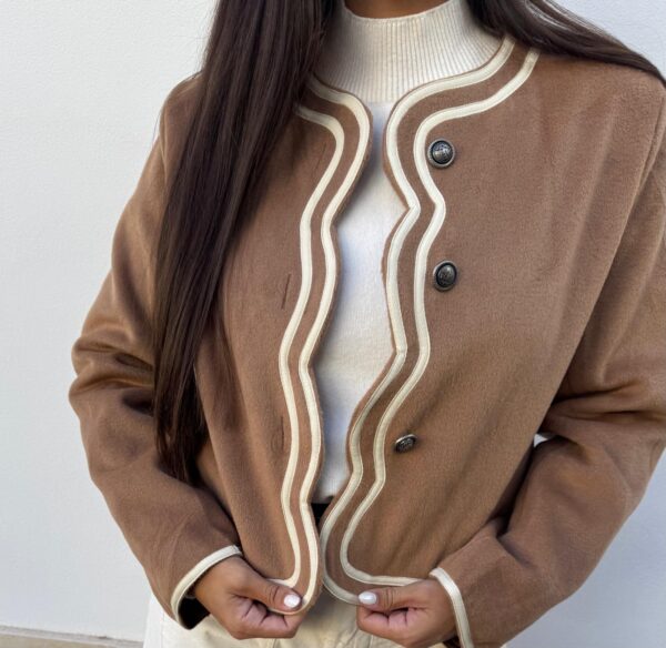 Chaqueta Camel