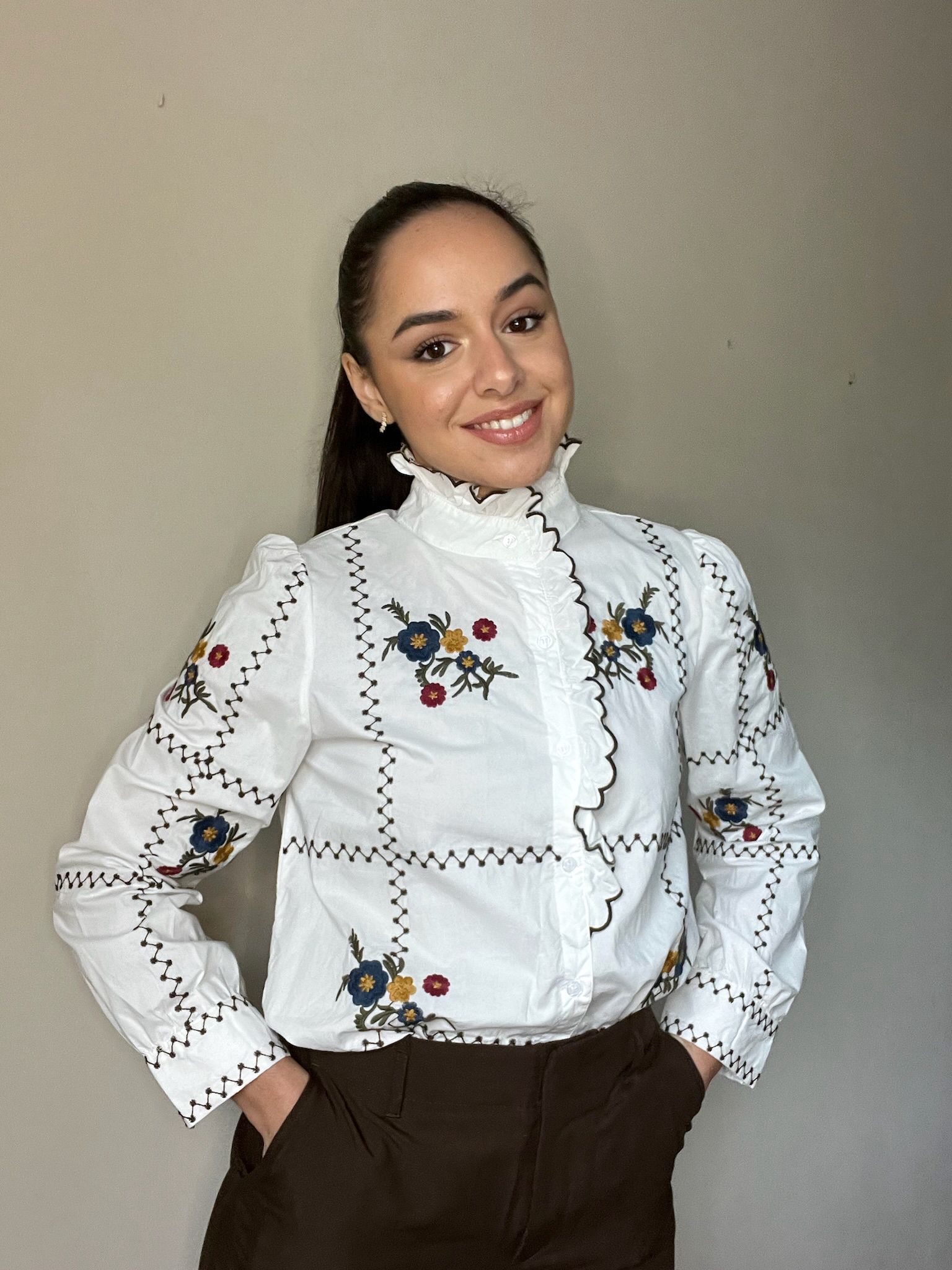 BLUSA FLORES ARTESANALES - Imagen 2