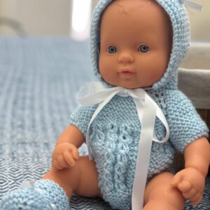 MUÑECA ROPA HECHA A MANO